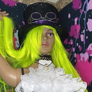 Steam Punk Top Hat. Straw with Steampunk Goggles and Crystal Brooch.